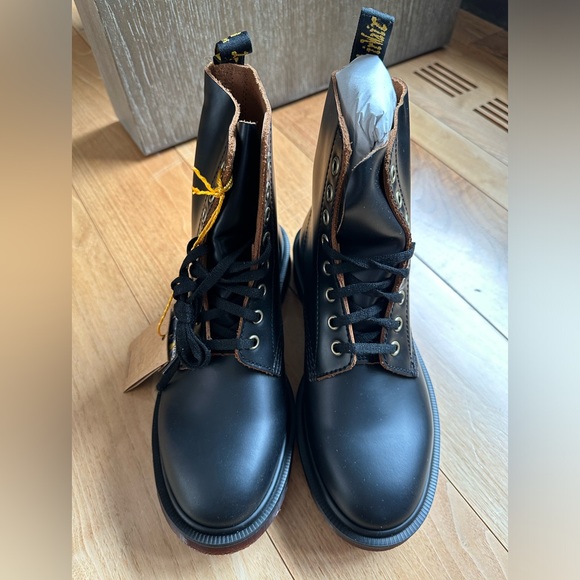 NWT Dr. Marten 1460 Pascal Vintage Smooth Boot - Picture 2 of 9